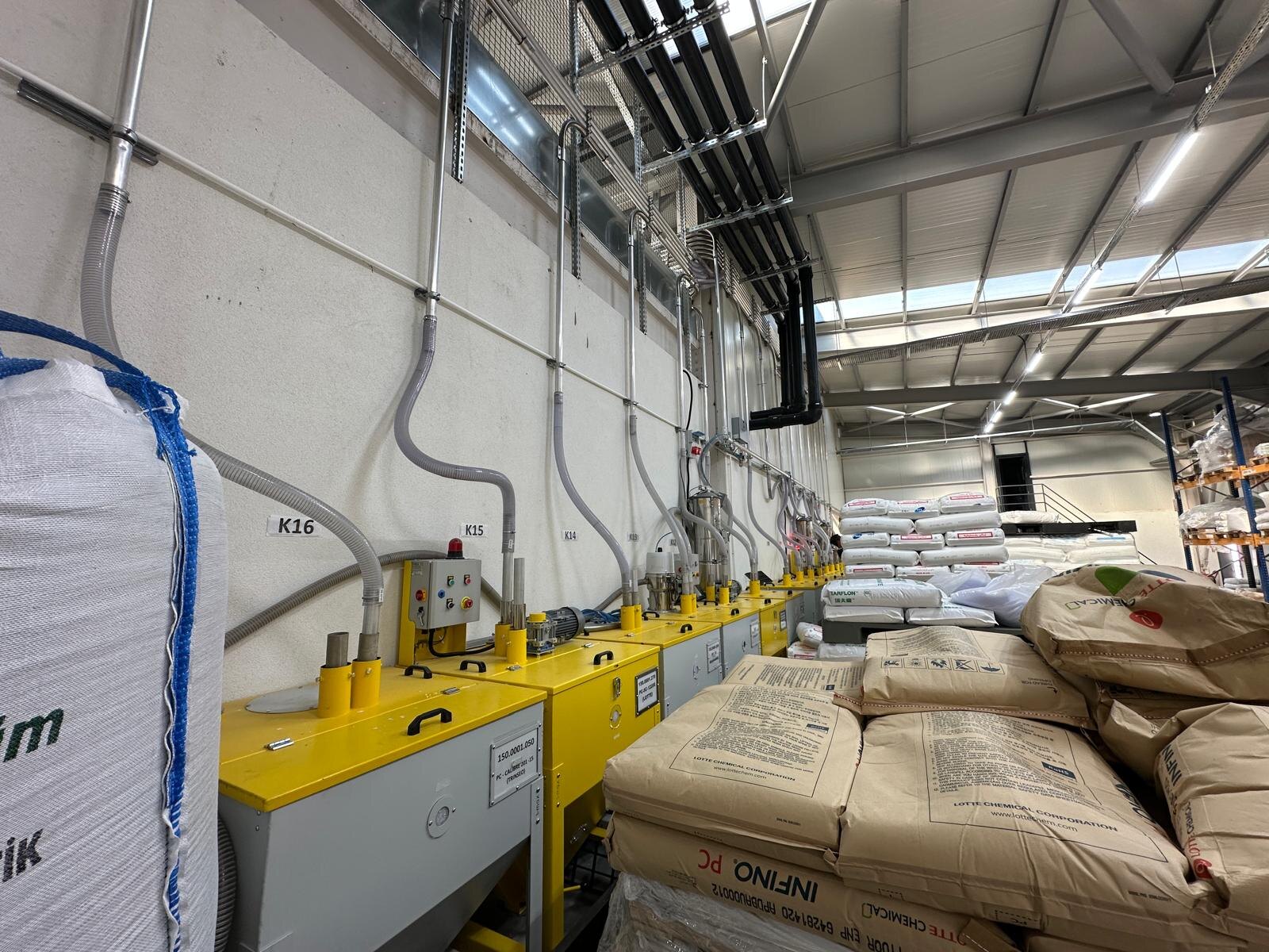 Control and dosing units of the central feeding system